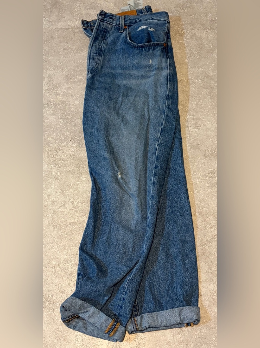 Levi's Women's Medium Blue Straight-Leg Jeans